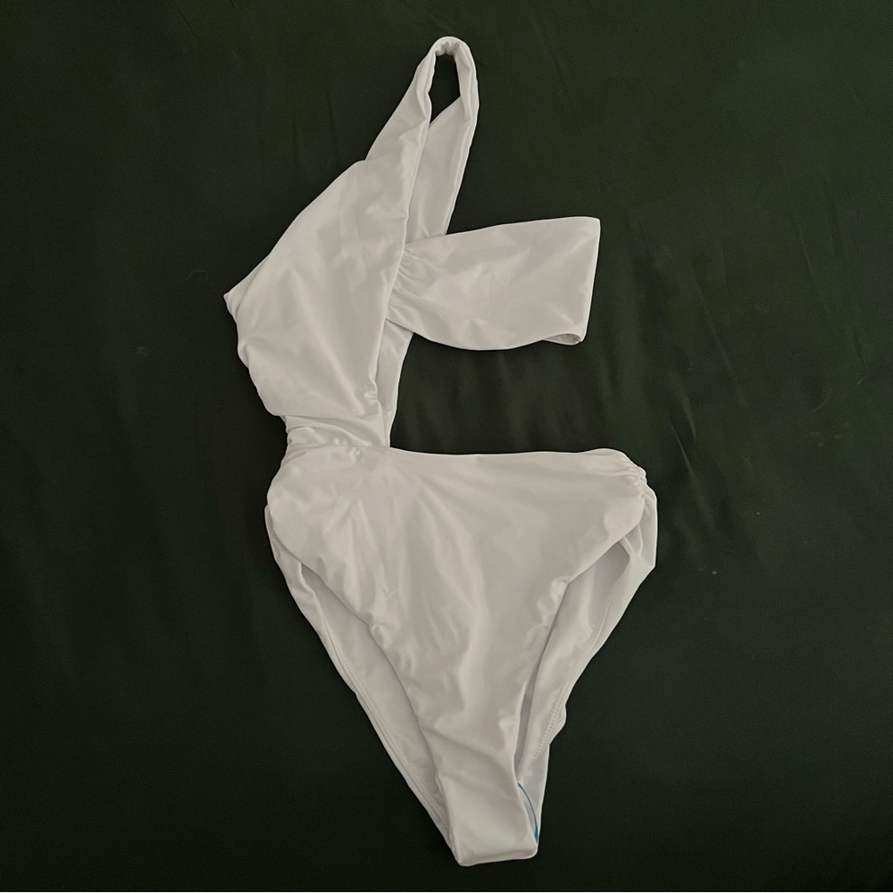 Lovers + Friends White One-Shoulder One Piece - Picture 7 of 9